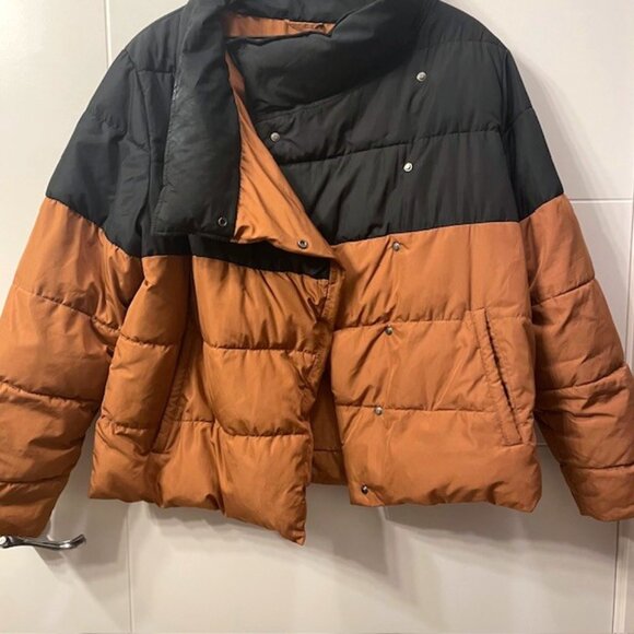 Summersalt Colorblock Eco Puffer Jacket Coat Size Medium Brown Black - Picture 9 of 16